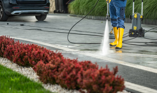 Best Garage Pressure Washing  in West Hill, OH